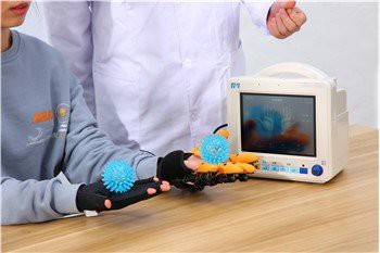 Rehabilitasyon Eldiveni Parmakları